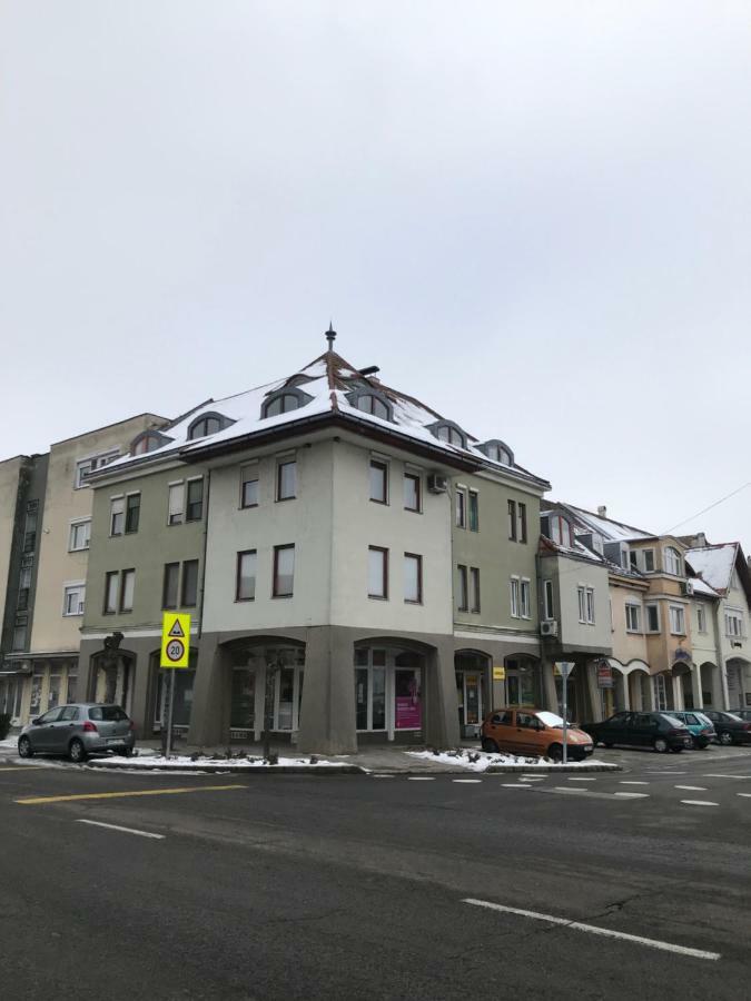 Gabor Pal 1 Apartman 2 Szoba Dunafoldvar Zewnętrze zdjęcie